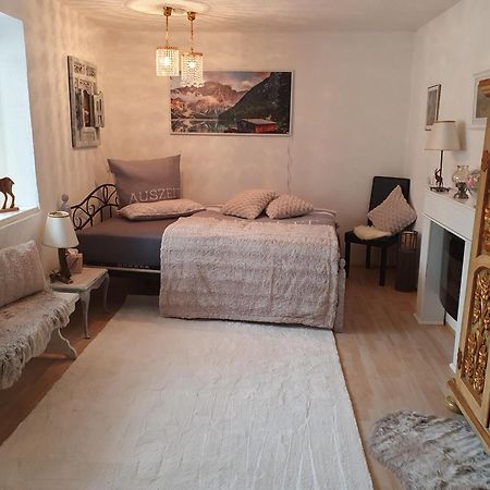 Ferienwohnung Tiroler Auszeit & Whirlpool Höfen Kültér fotó